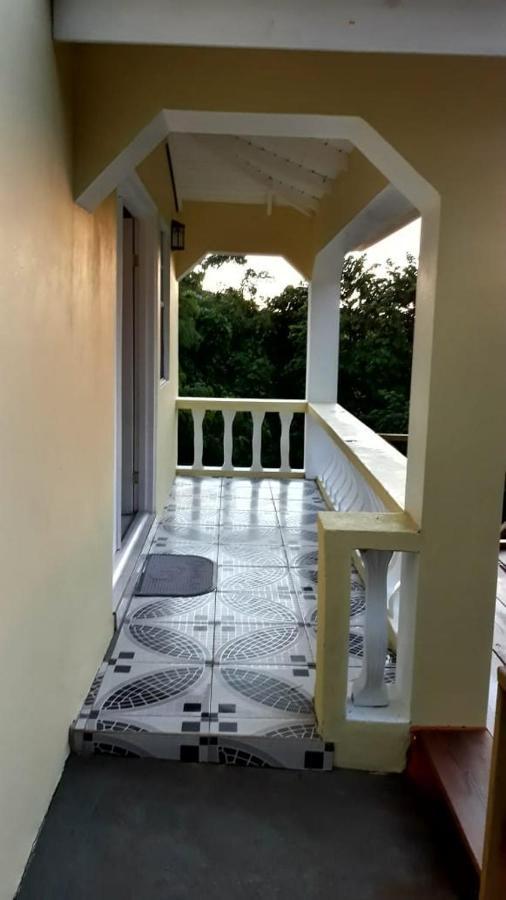 Candy Haven Morne Jaloux Ridge 外观 照片